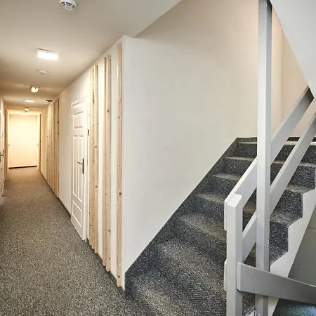 Nova - Goscinne Guest house *